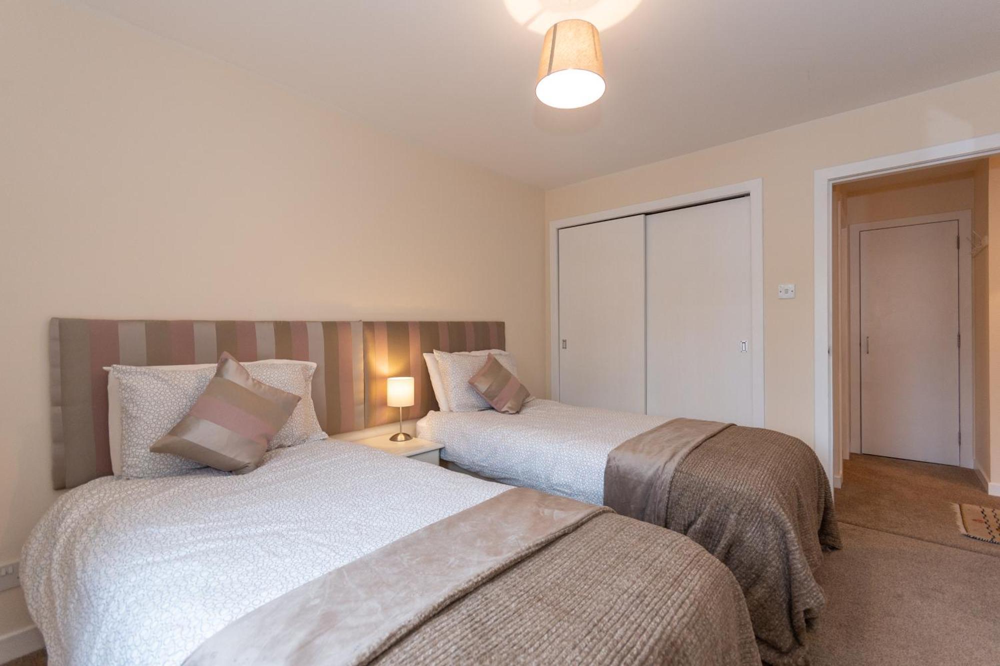 Central St Andrews 2 Bed Apartment - Free Parking Екстер'єр фото